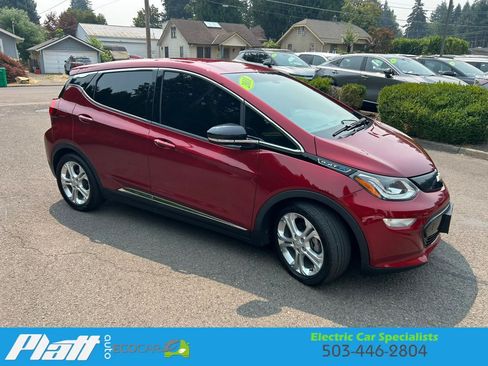 Used 2018 Chevrolet Bolt LT FWD image 17