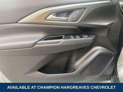 Certified 2025 Chevrolet Equinox EV LT w/ Comfort Package FWD image 30