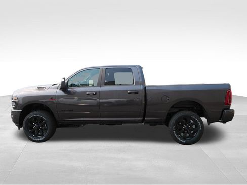 New 2026 RAM 2500 Big Horn AWD/4WD image 3