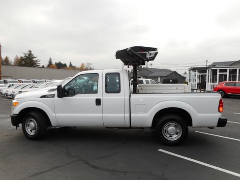 Used 2014 Ford F250 XL image 13