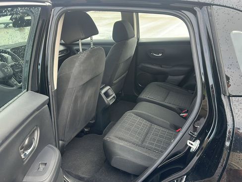 Used 2024 Honda HR-V LX image 18