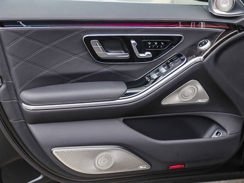New 2026 Mercedes-Benz Maybach S 580 4MATIC image 19