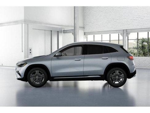 Used 2025 Mercedes-Benz GLA 250 image 54