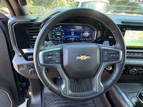 Used 2024 Chevrolet Silverado 1500 LTZ w/ Technology Package AWD/4WD image 15