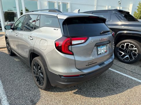 Used 2023 GMC Terrain SLT w/ Infotainment Package II AWD/4WD image 4