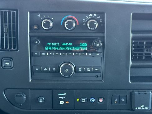 Used 2023 Chevrolet Express 3500 LT w/ LT Preferred Equipment Group image 22