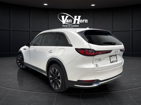 Used 2024 MAZDA CX-90 Plug-In Hybrid w/ Premium Plus AWD/4WD image 5