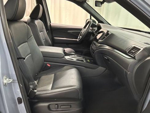 Certified 2024 Honda Passport EX-L image 27