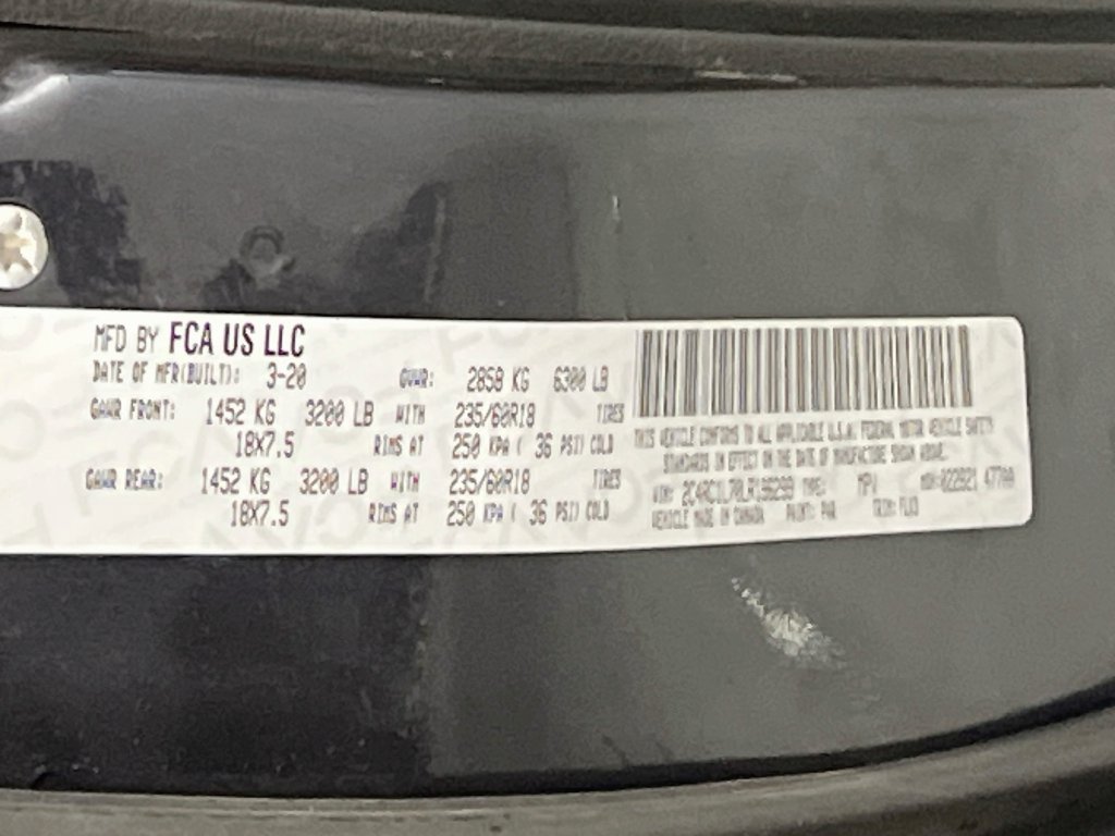 Used 2020 Chrysler Pacifica Touring-L w/ S Appearance Package FWD image 33