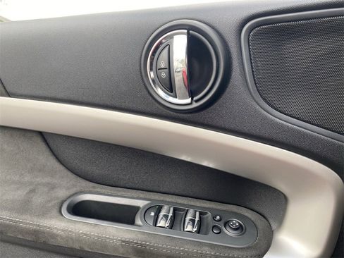 Used 2021 MINI Cooper Countryman S image 19