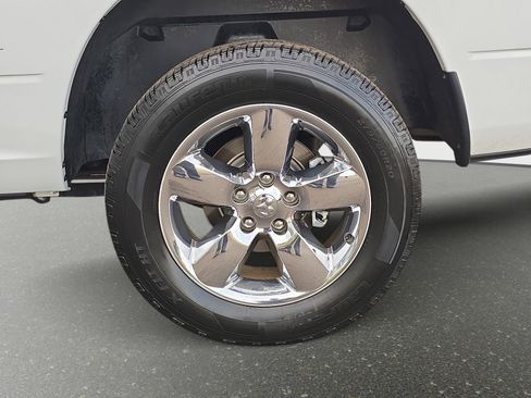 Used 2017 RAM 1500 Big Horn image 32