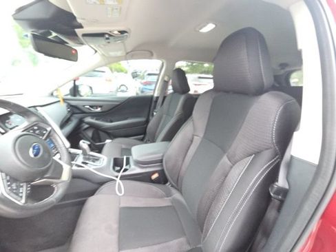 Used 2024 Subaru Outback Premium AWD/4WD image 10