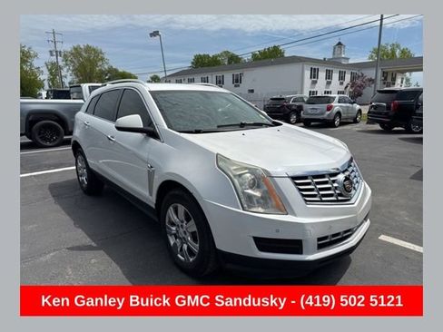Used 2016 Cadillac SRX Luxury FWD image 1
