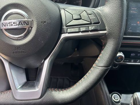 Used 2020 Nissan Kicks SR w/ Exterior Package FWD image 23