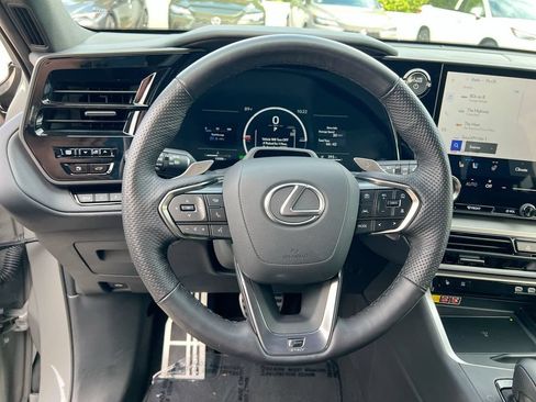 Certified 2025 Lexus TX 500h AWD w/ Technology Package image 13