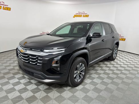 Used 2026 Chevrolet Equinox LT FWD image 1