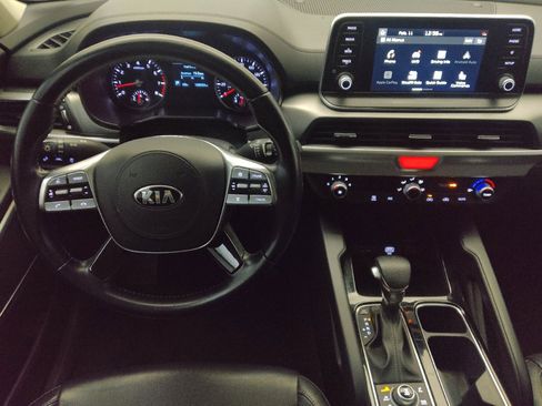 Used 2020 Kia Telluride LX image 22