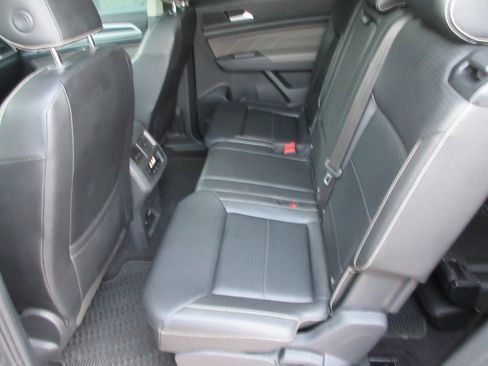 Used 2021 Volkswagen Atlas SE AWD/4WD image 15