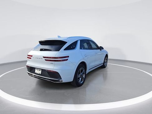 New 2026 Genesis GV70 2.5T Select AWD/4WD image 8