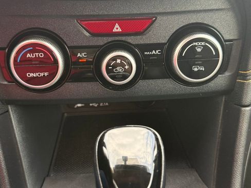 Used 2021 Subaru Crosstrek 2.5i Sport image 32