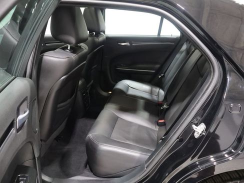 Used 2022 Chrysler 300 S w/ Comfort Group RWD image 20