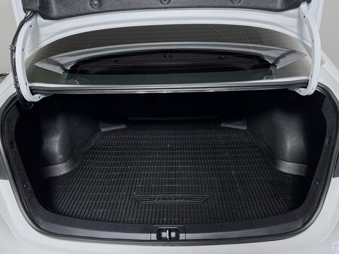 Used 2024 Toyota Corolla SE image 21