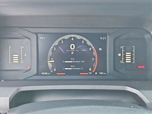 Used 2025 Toyota Tacoma SR5 AWD/4WD image 14