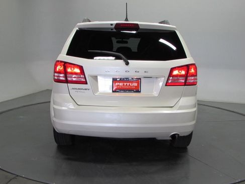 Used 2017 Dodge Journey SE w/ Flexible Seating Group image 7