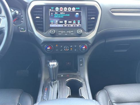 Used 2018 GMC Acadia SLT image 8