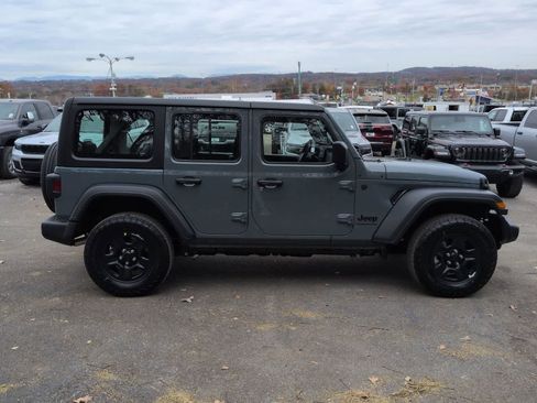 New 2026 Jeep Wrangler Unlimited Sport AWD/4WD image 9