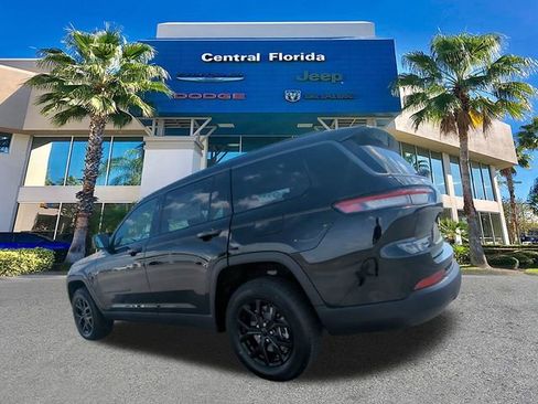 New 2026 Jeep Grand Cherokee L 4WD image 7