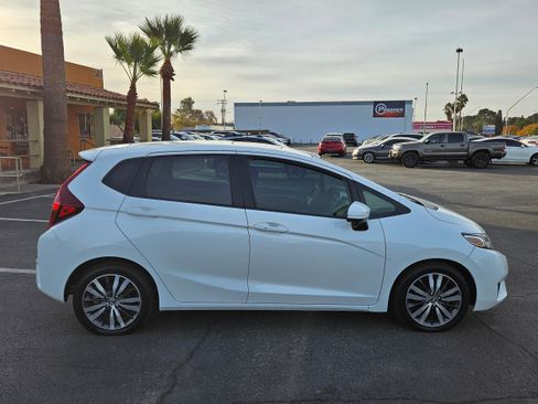 Used 2015 Honda Fit EX image 6