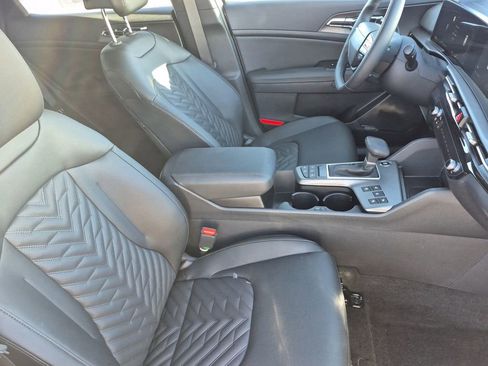 New 2026 Kia Sportage X-Line w/ X-Line Technology Package AWD/4WD image 15