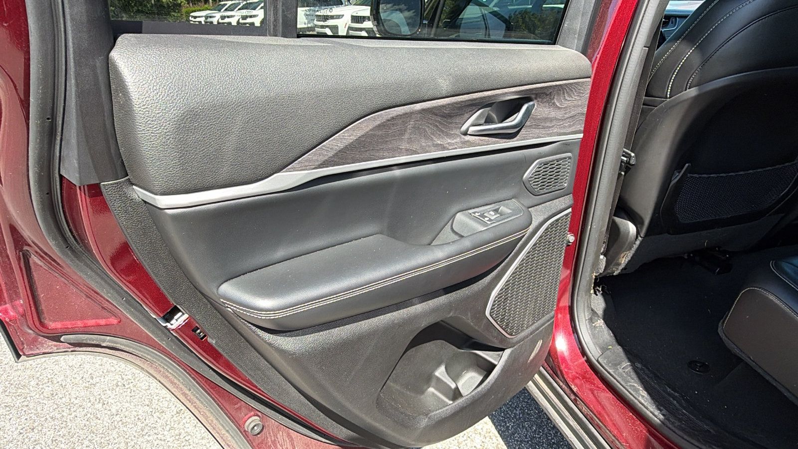 Used 2024 Jeep Grand Cherokee Limited 4xe AWD/4WD image 23