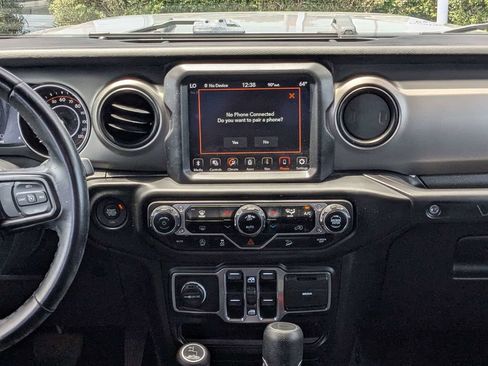 Used 2021 Jeep Wrangler Unlimited Sport AWD/4WD image 17