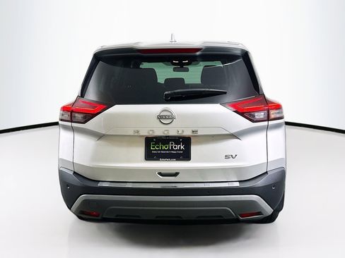 Used 2023 Nissan Rogue SV FWD image 7