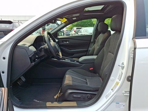 Certified 2023 Honda Accord Sport image 13