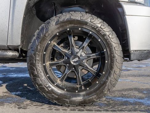 Used 2013 Chevrolet Silverado 2500 LT image 12