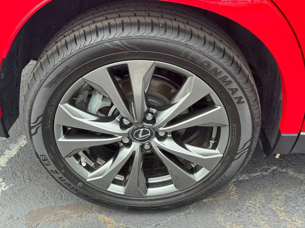 Used 2024 Lexus UX 250h F Sport FWD image 8