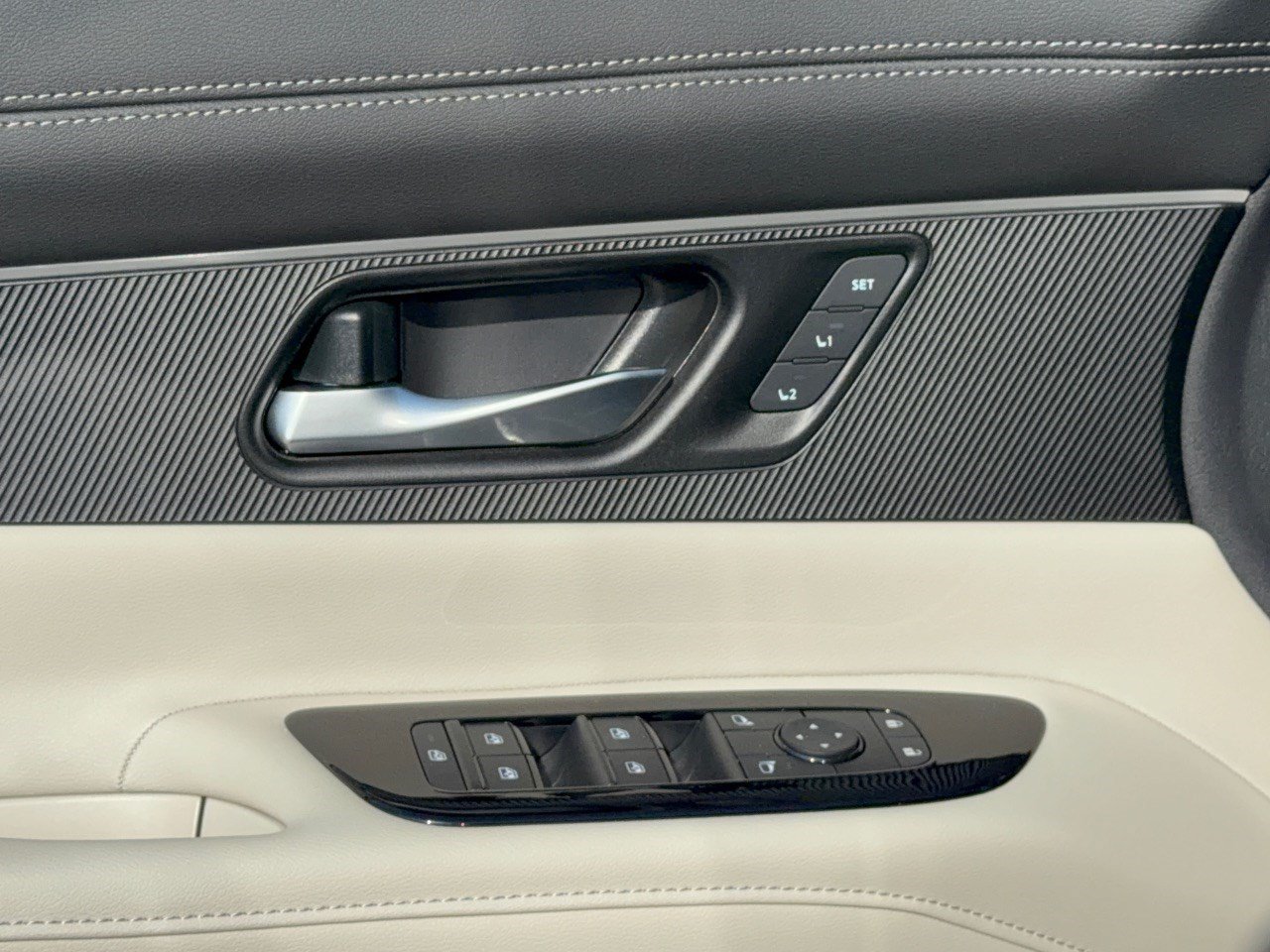 New 2027 Nissan Murano SV AWD/4WD image 15