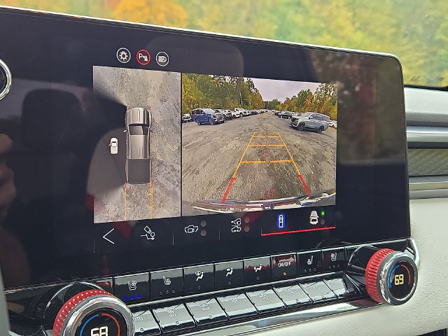 Used 2026 GMC Canyon AT4X AWD/4WD image 12