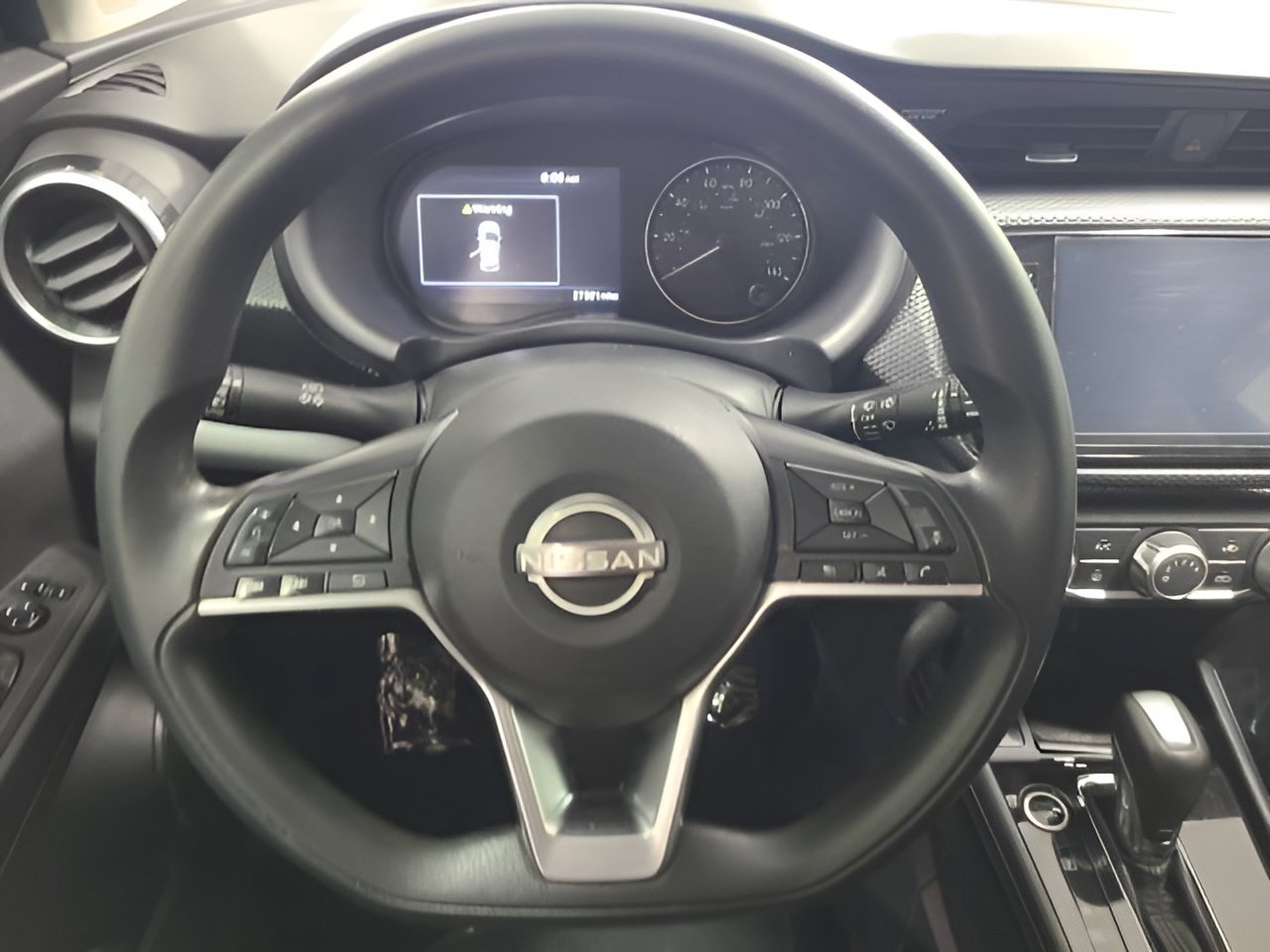 Used 2023 Nissan Kicks SV FWD image 23