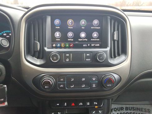 Used 2021 GMC Canyon Denali image 15