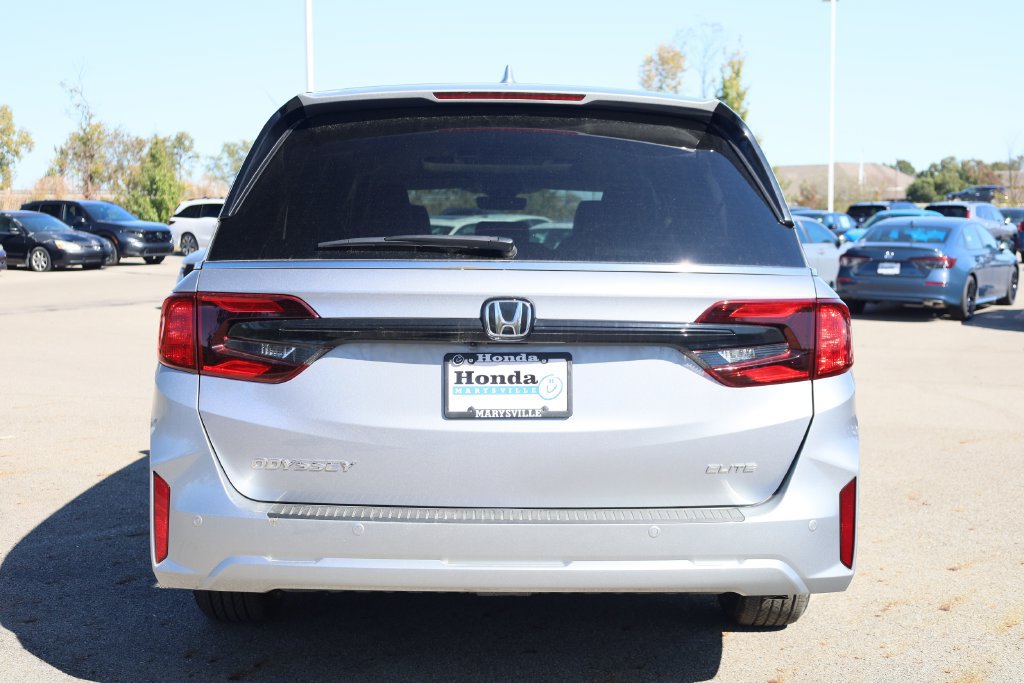 New 2027 Honda Odyssey Elite image 5