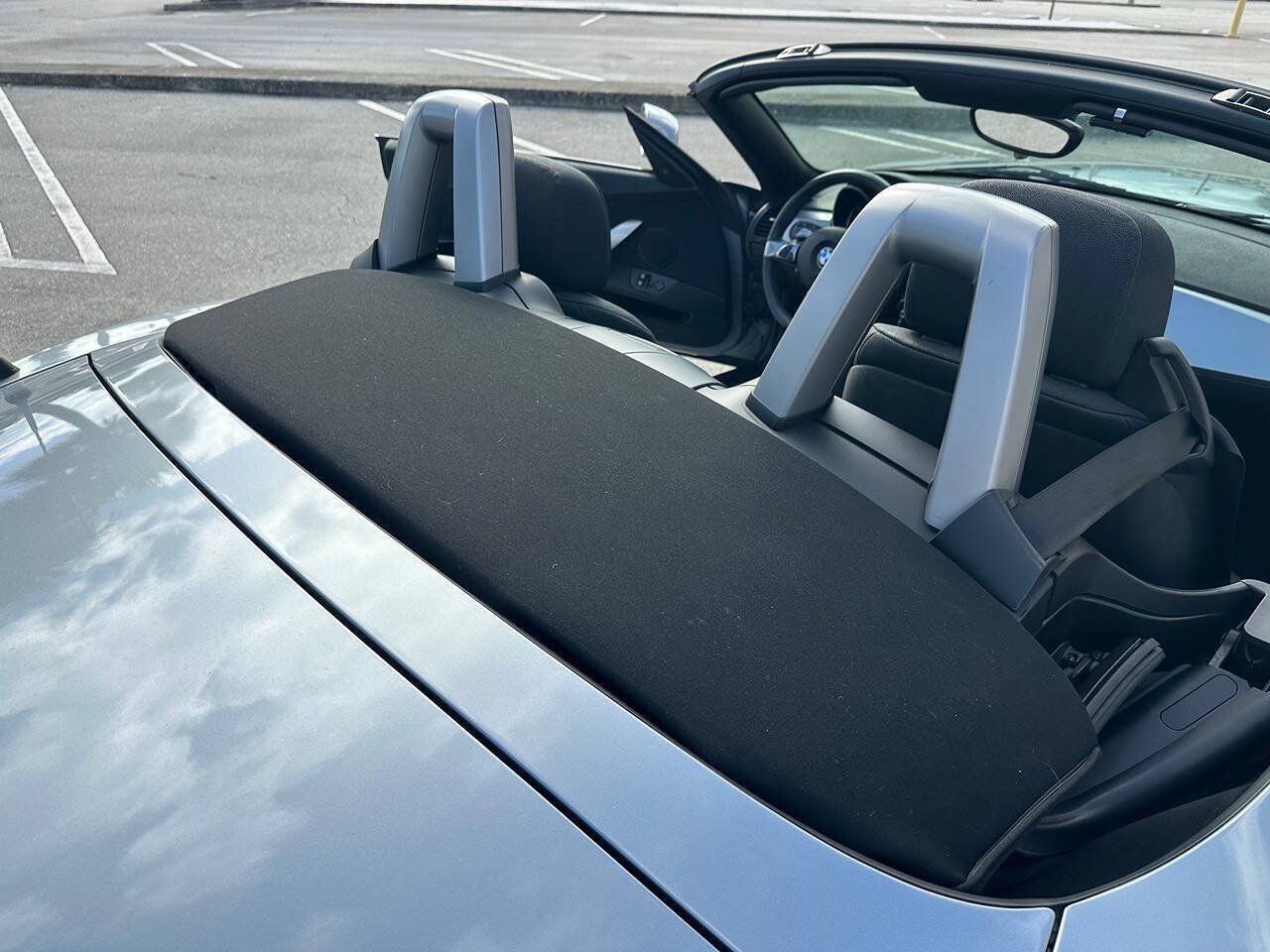 Used 2006 BMW Z4 3.0i RWD image 28