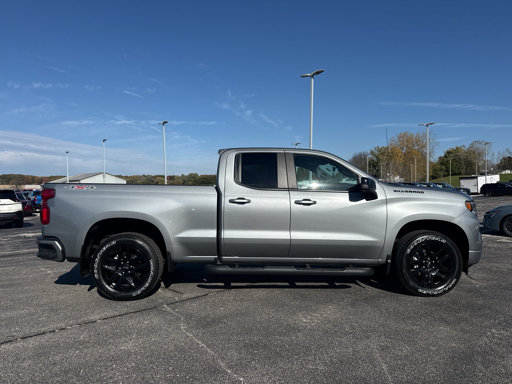 Certified 2023 Chevrolet Silverado 1500 RST w/ Rally Edition AWD/4WD image 16