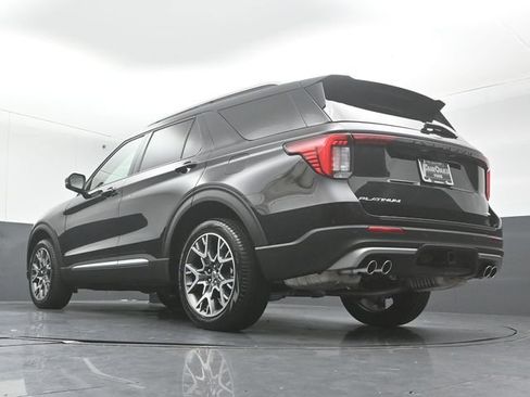 Used 2025 Ford Explorer Platinum w/ Ultimate Package AWD/4WD image 41