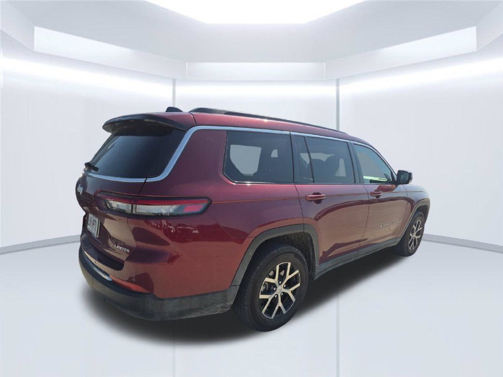 Used 2025 Jeep Grand Cherokee L Limited w/ Trailer Tow Package AWD/4WD image 42