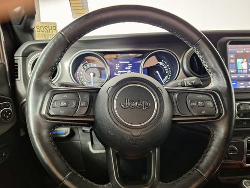 Used 2023 Jeep Wrangler Unlimited w/ Cold Weather Group AWD/4WD image 17
