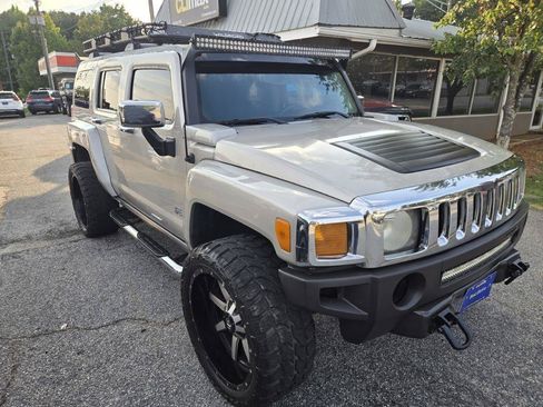 Used 2006 HUMMER H3 AWD/4WD image 3
